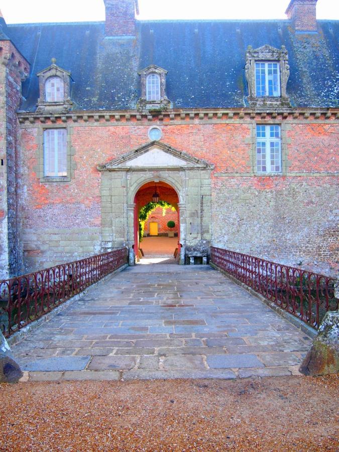 Le Beauregard Bed and Breakfast Rânes Buitenkant foto