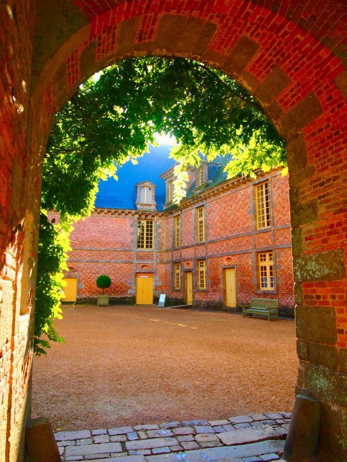 Le Beauregard Bed and Breakfast Rânes Buitenkant foto